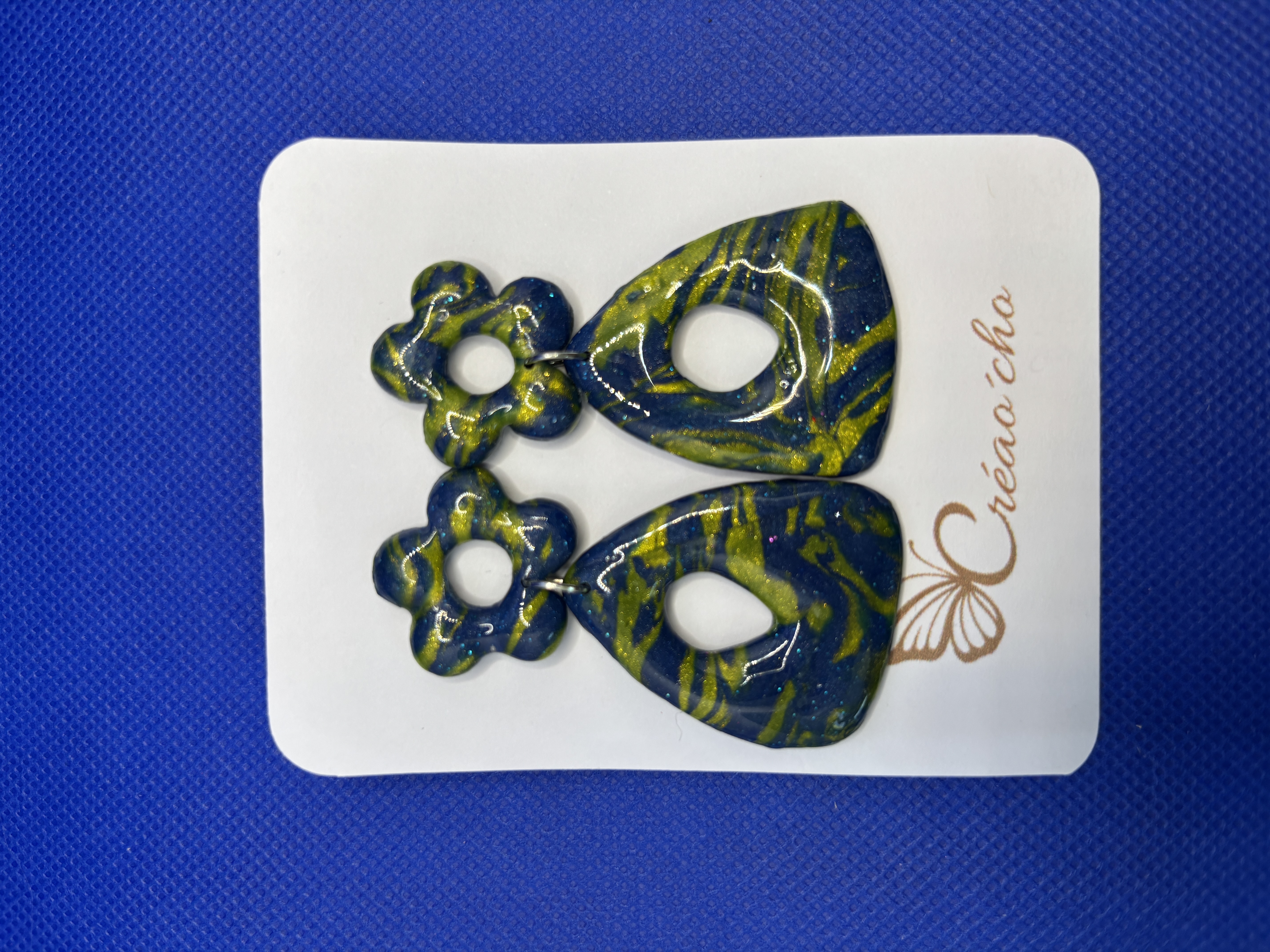 Boucles d'oreilles "La fleur au triangle" DBM11