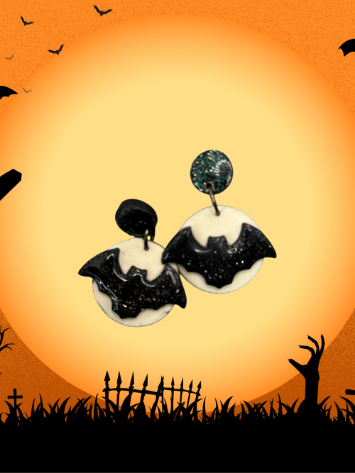 Boucles d'oreilles chauve souris sur rond en bois HW1