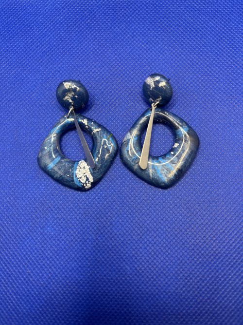 Boucles d'oreilles carré percé DBM12